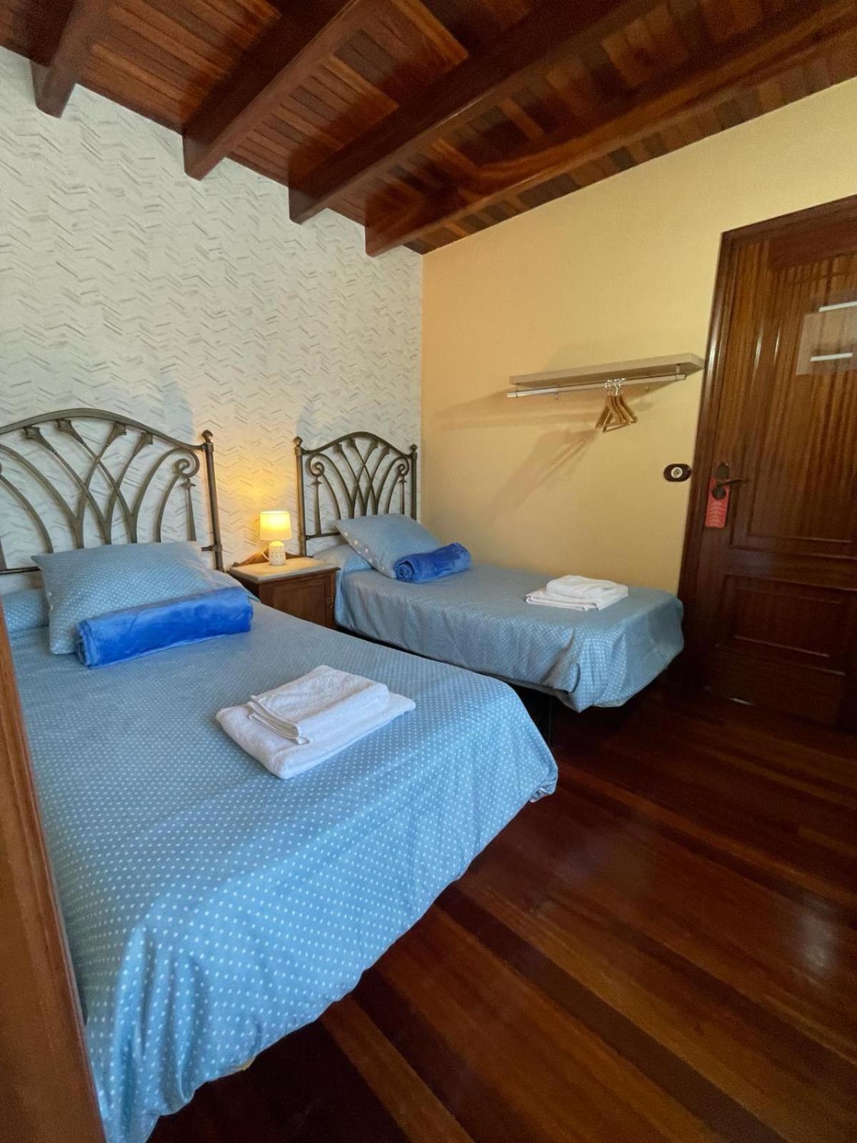 Casa De Costoia Guest House Santiago de Compostela Luaran gambar
