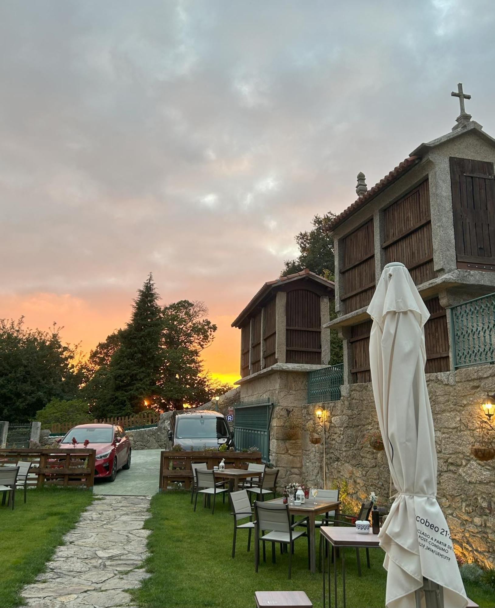 Casa De Costoia Guest House Santiago de Compostela Luaran gambar